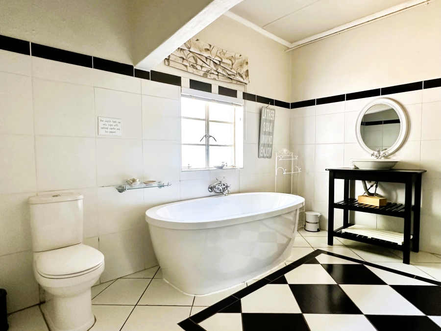 To Let 2 Bedroom Property for Rent in Riebeek Kasteel Western Cape